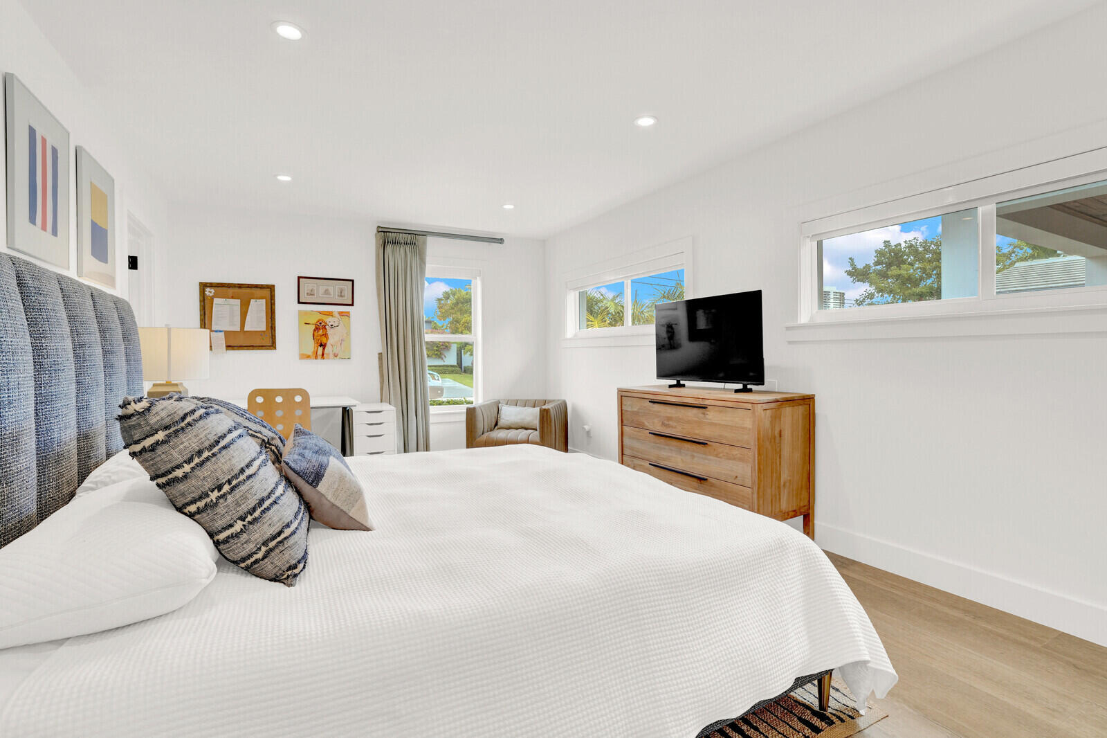 1151 Coral Singer Island, FL 33404