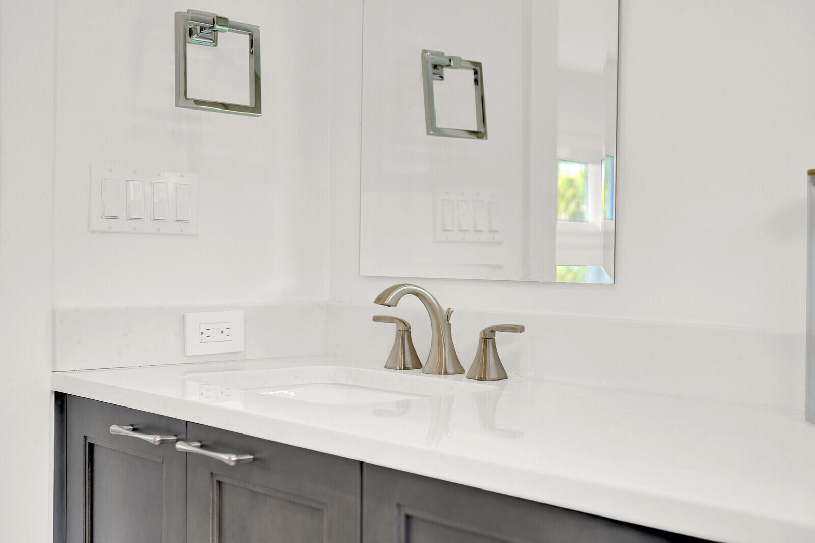 1151 Coral Singer Island, FL 33404