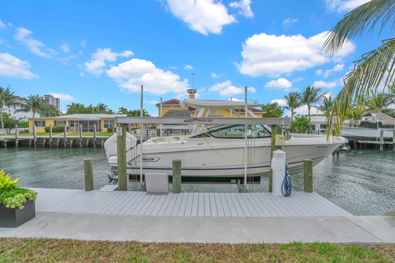 1151 Coral Singer Island, FL 33404