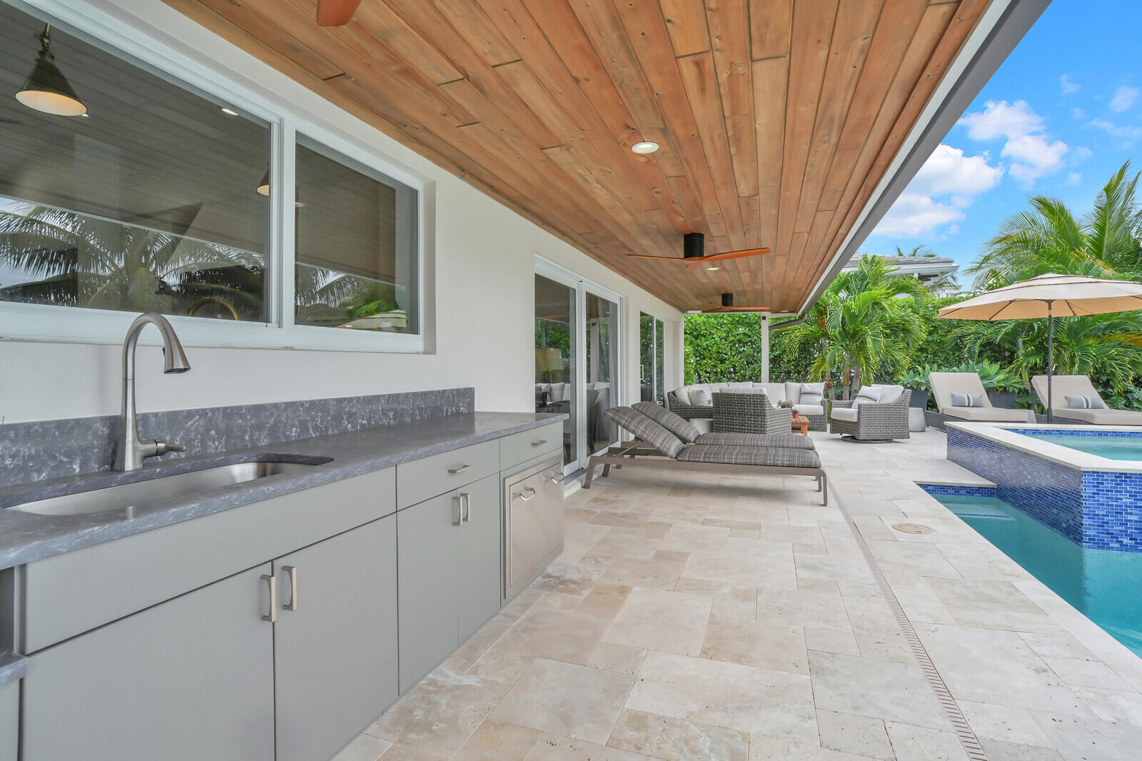 1151 Coral Singer Island, FL 33404