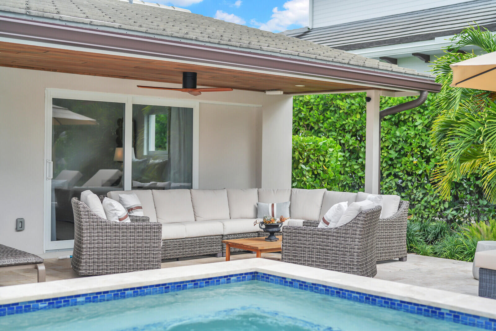 1151 Coral Singer Island, FL 33404