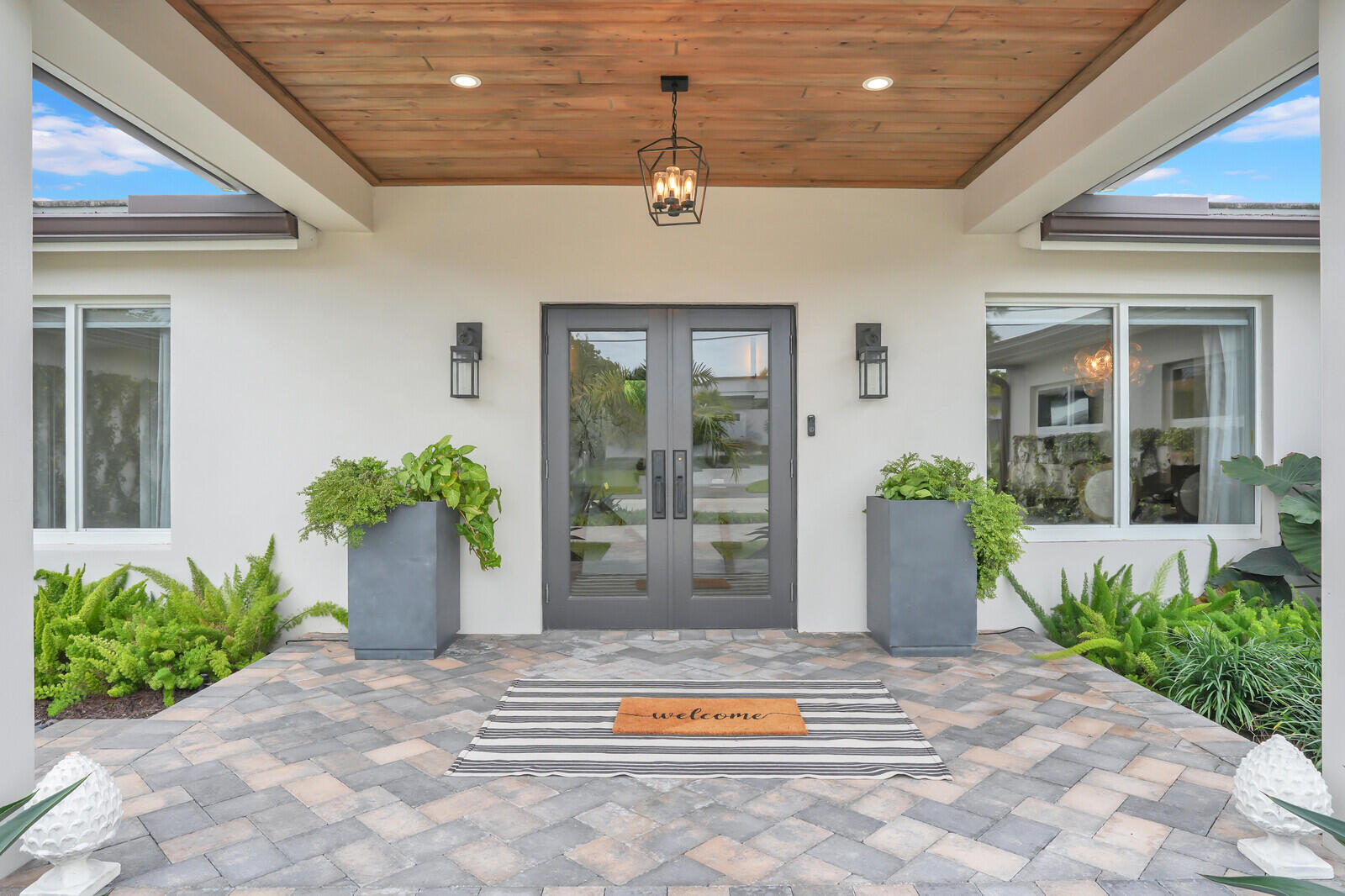 1151 Coral Singer Island, FL 33404