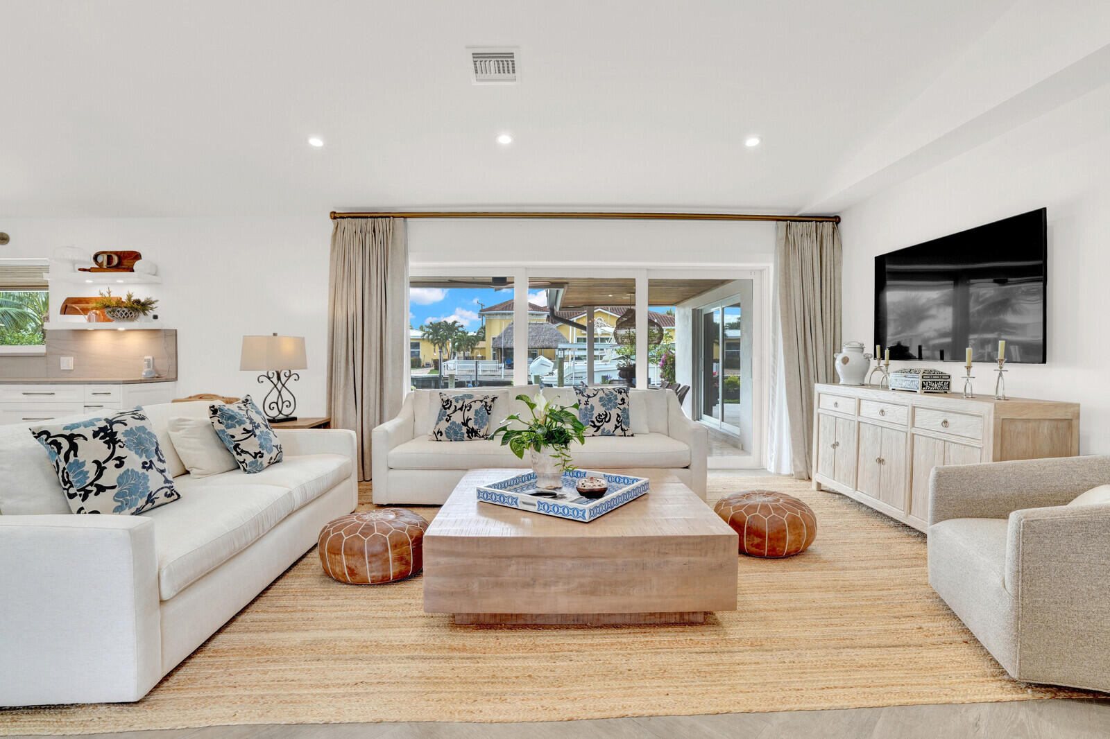 1151 Coral Singer Island, FL 33404