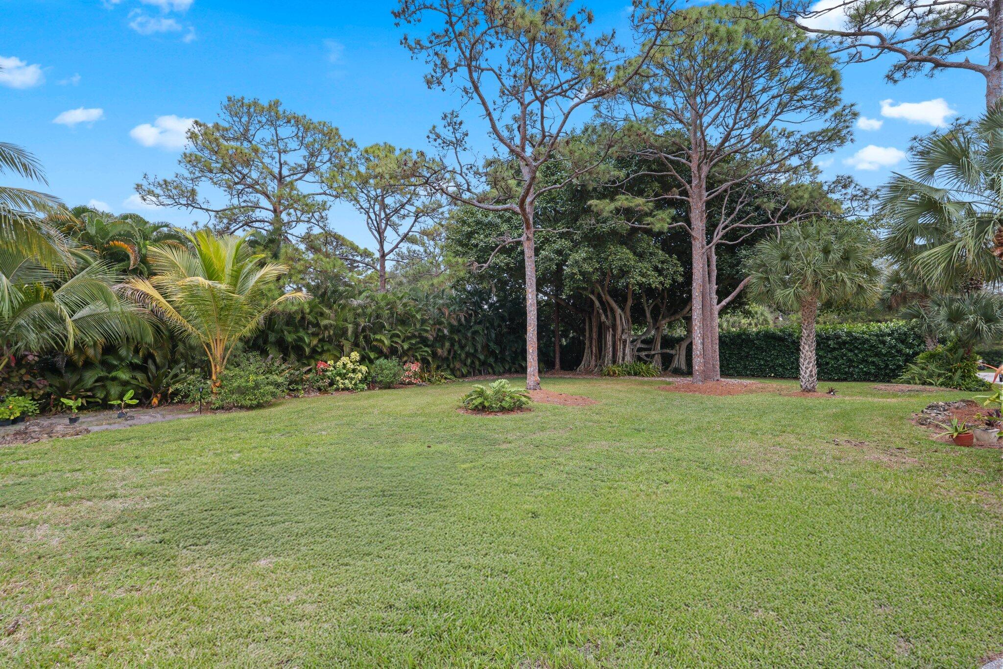 4579 Square Lk Palm Beach Gardens, FL 33418