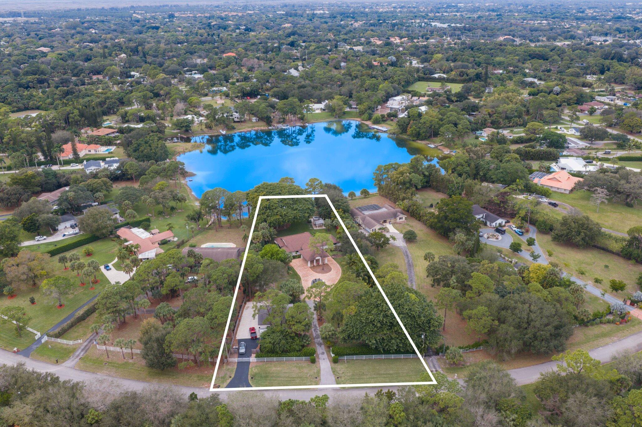 4579 Square Lk Palm Beach Gardens, FL 33418