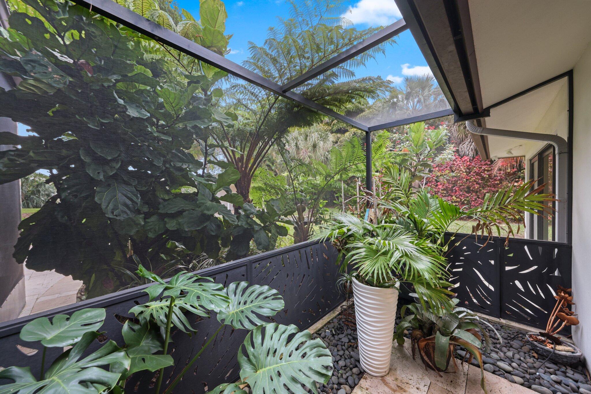 4579 Square Lk Palm Beach Gardens, FL 33418