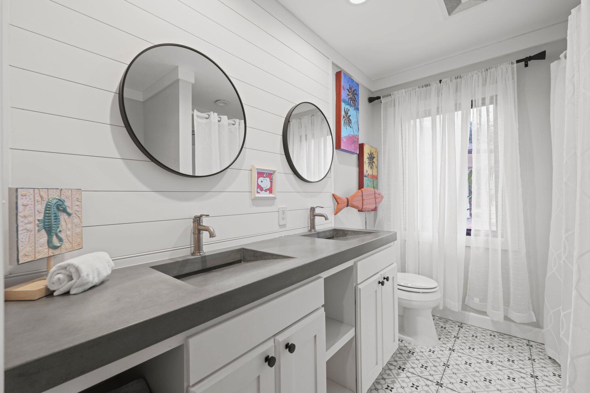 4579 Square Lk Palm Beach Gardens, FL 33418