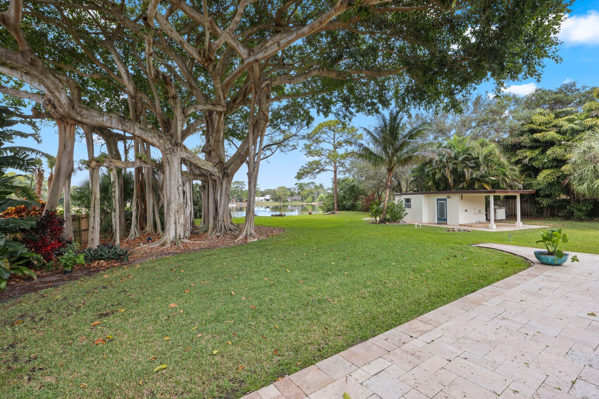 4579 Square Lk Palm Beach Gardens, FL 33418