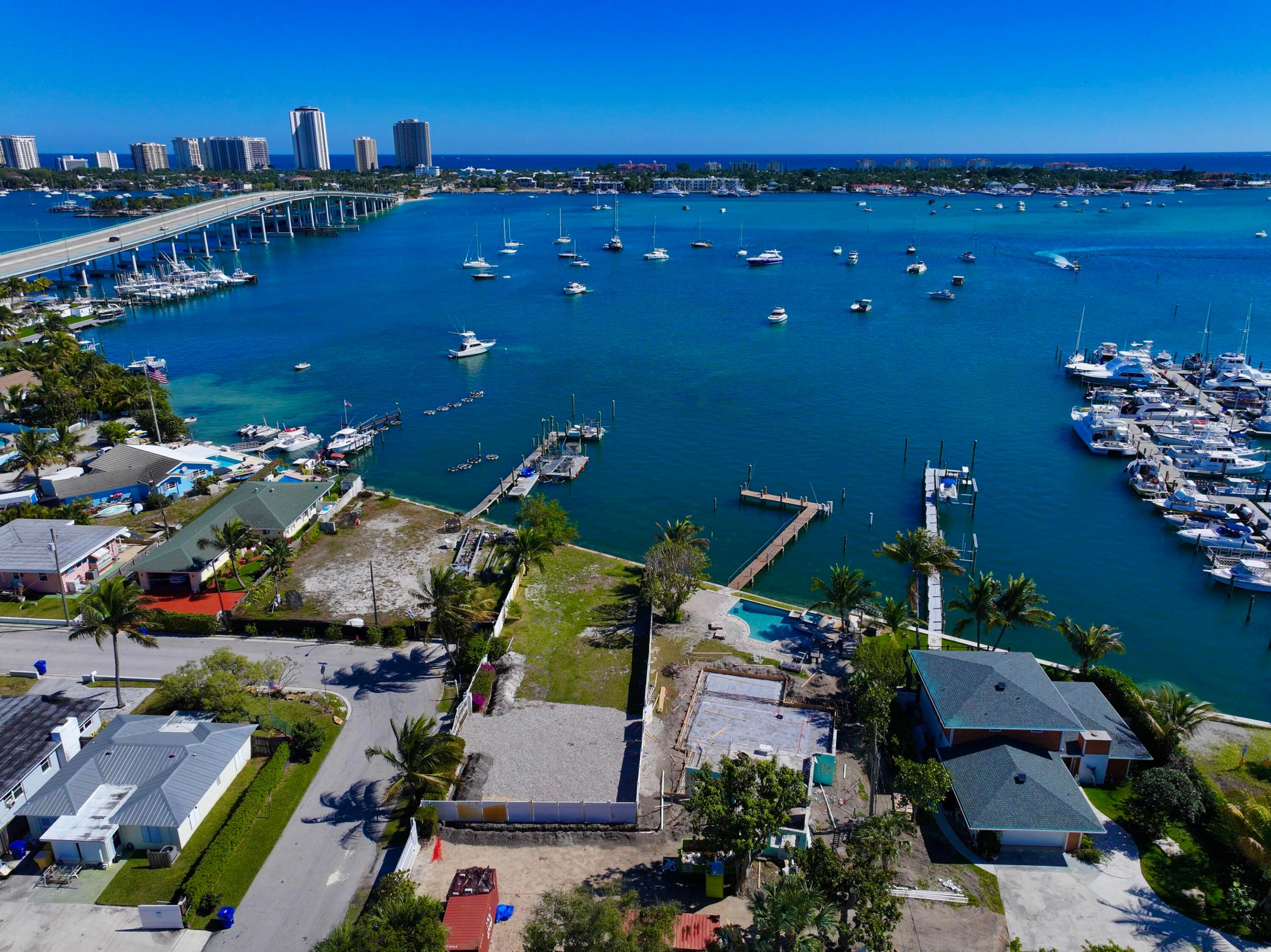 265 E 23rd St Riviera Beach, FL 33404