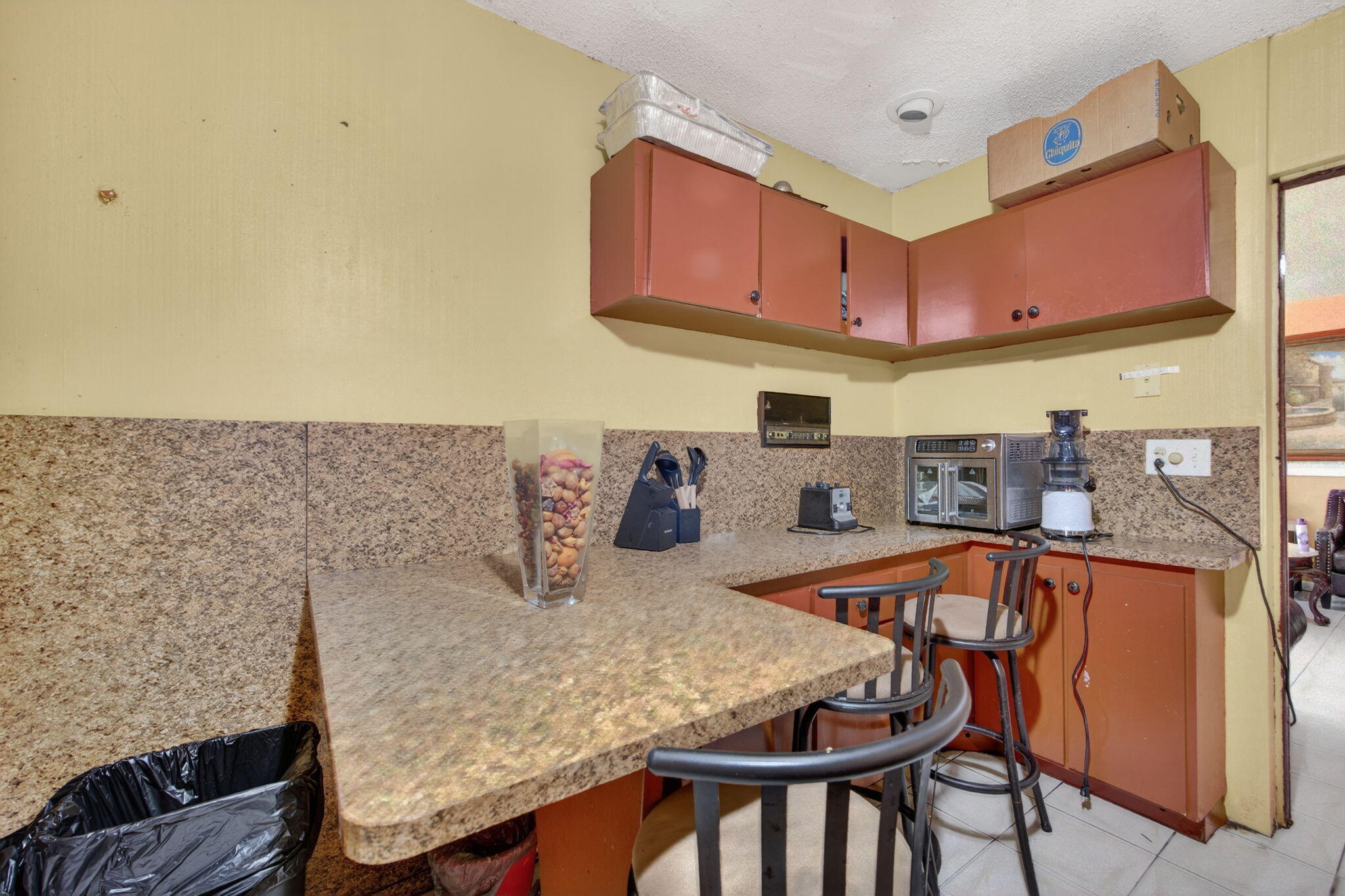 9281 Martinique Miami, FL 33189