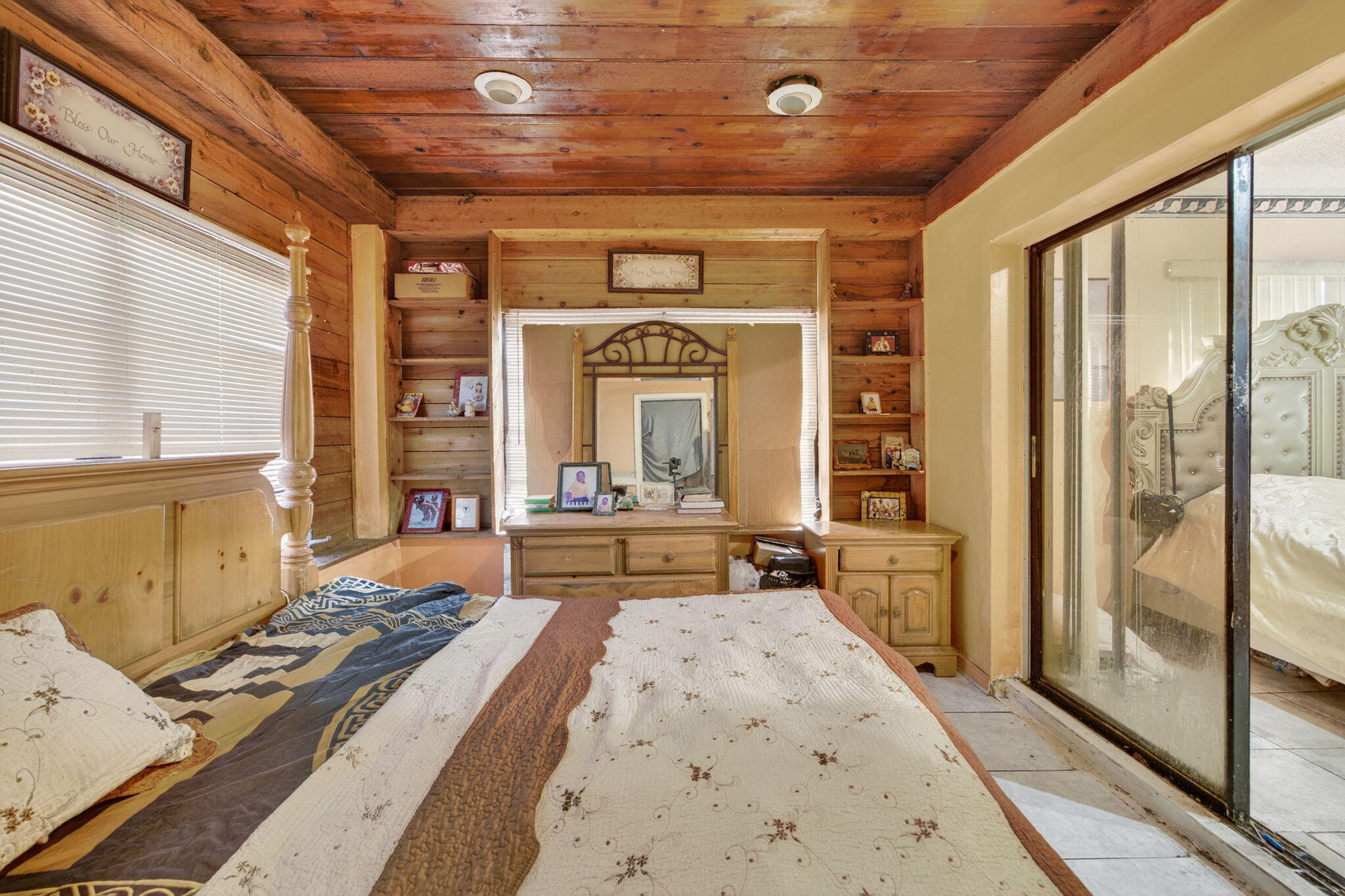 9281 Martinique Miami, FL 33189