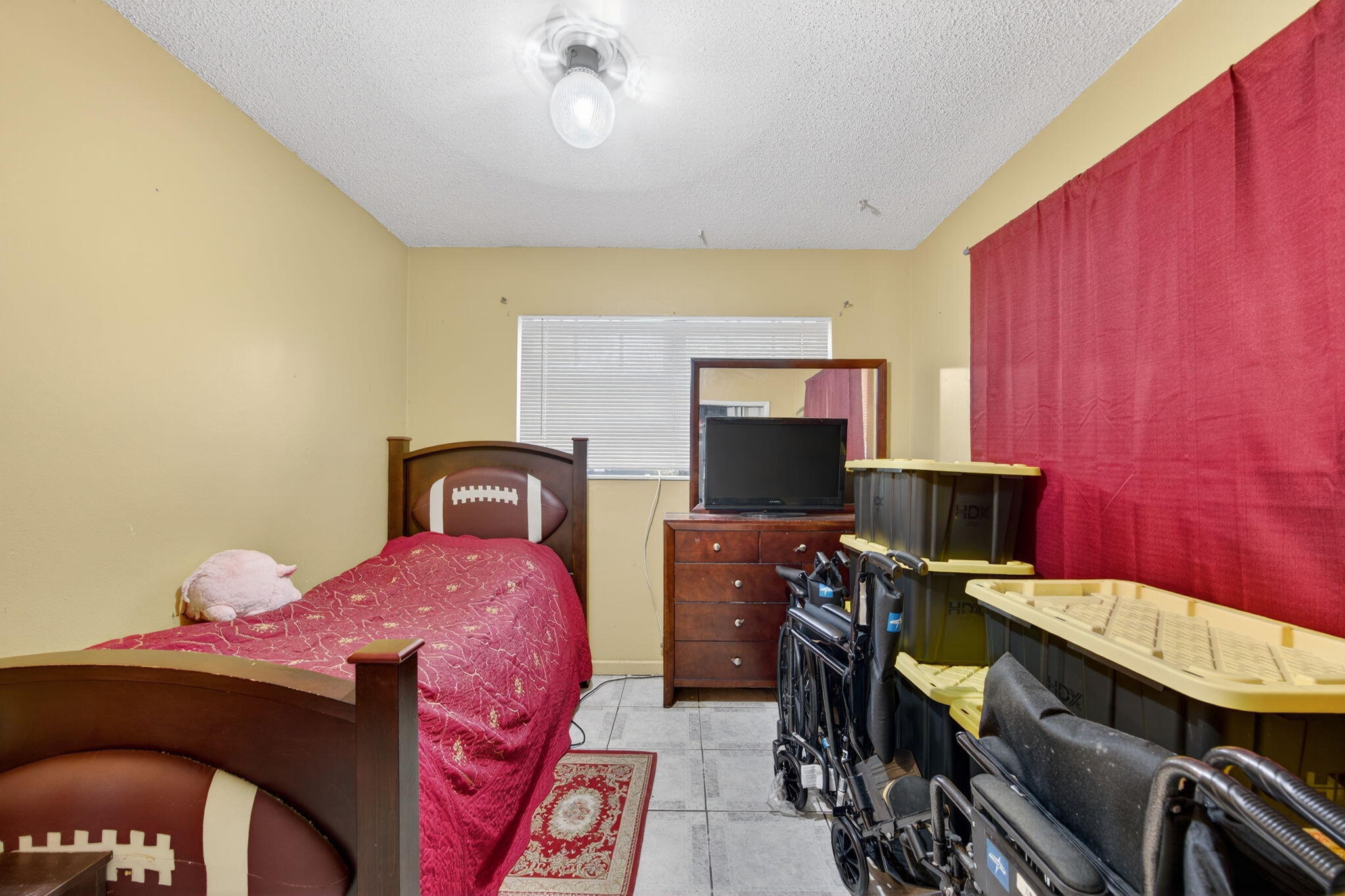 9281 Martinique Miami, FL 33189