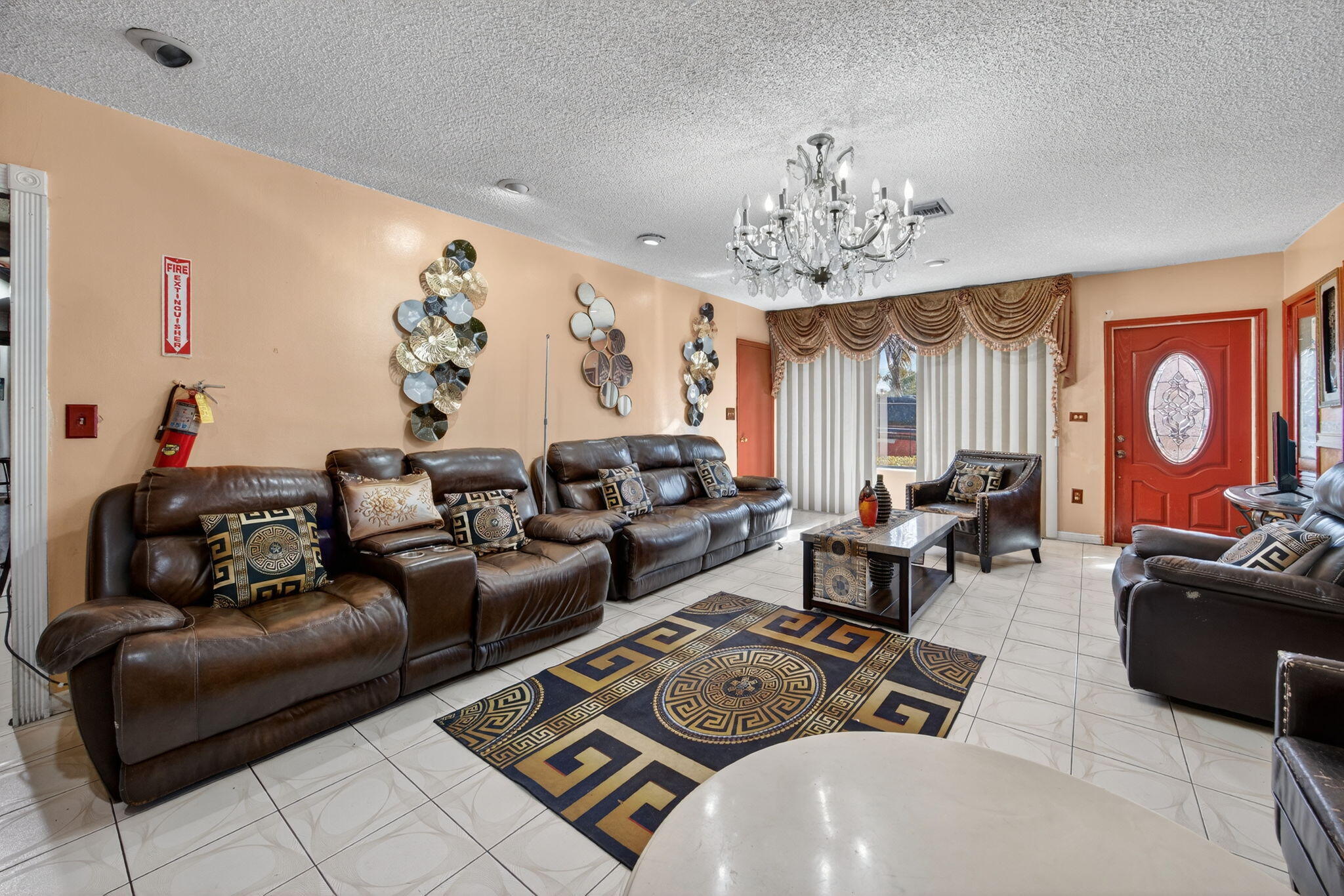 9281 Martinique Miami, FL 33189