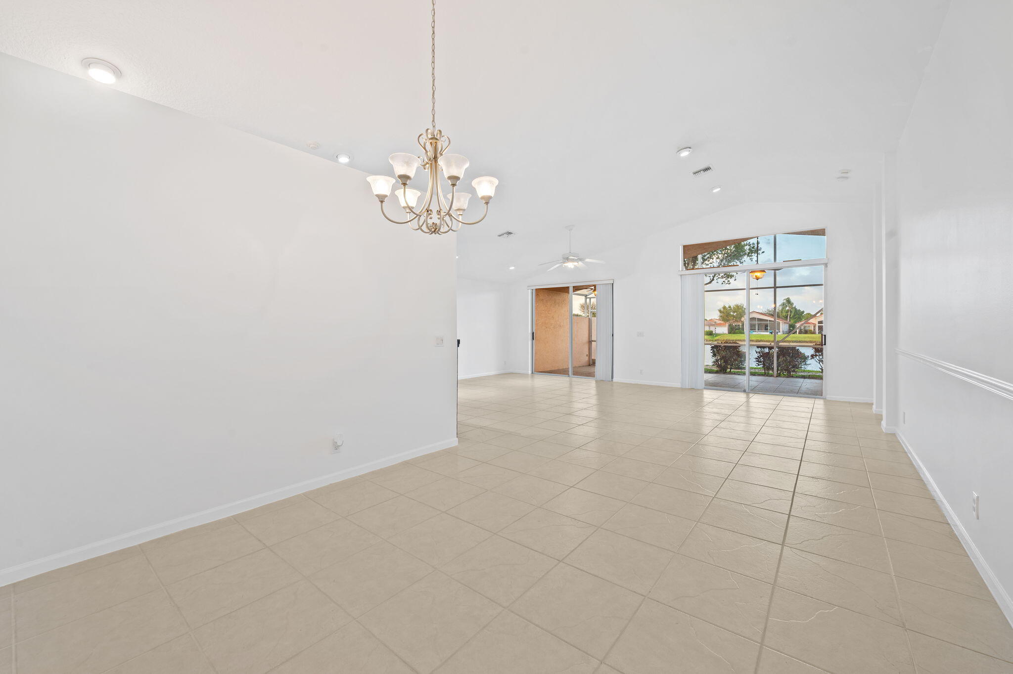 5327 Wycombe Boynton Beach, FL 33437