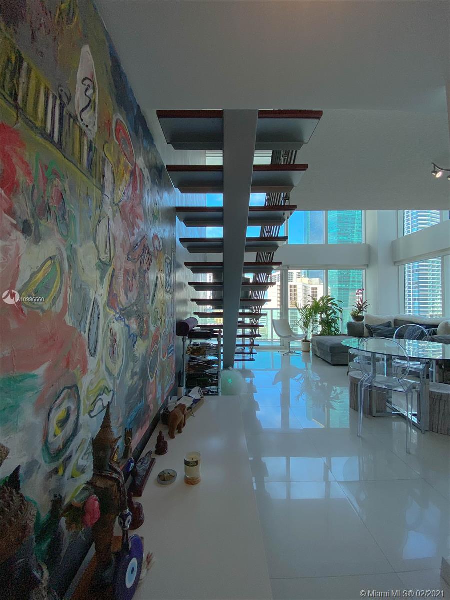 image Brickell on the River South27
