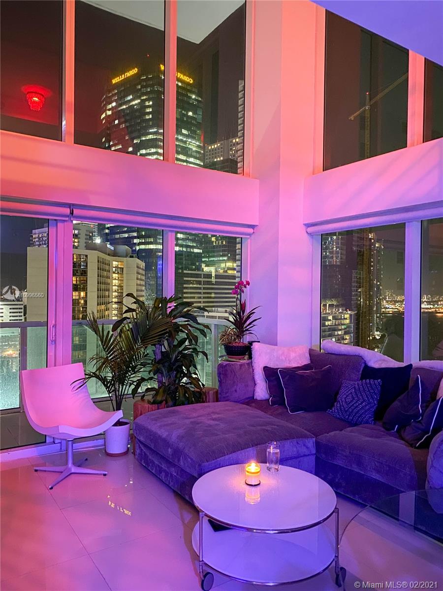 image Brickell on the River South31