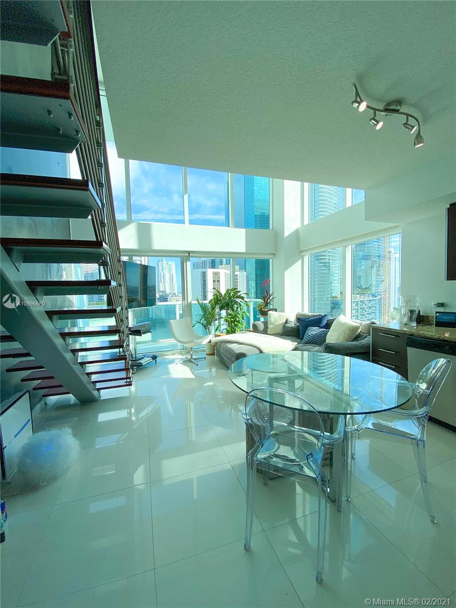 image Brickell on the River South3