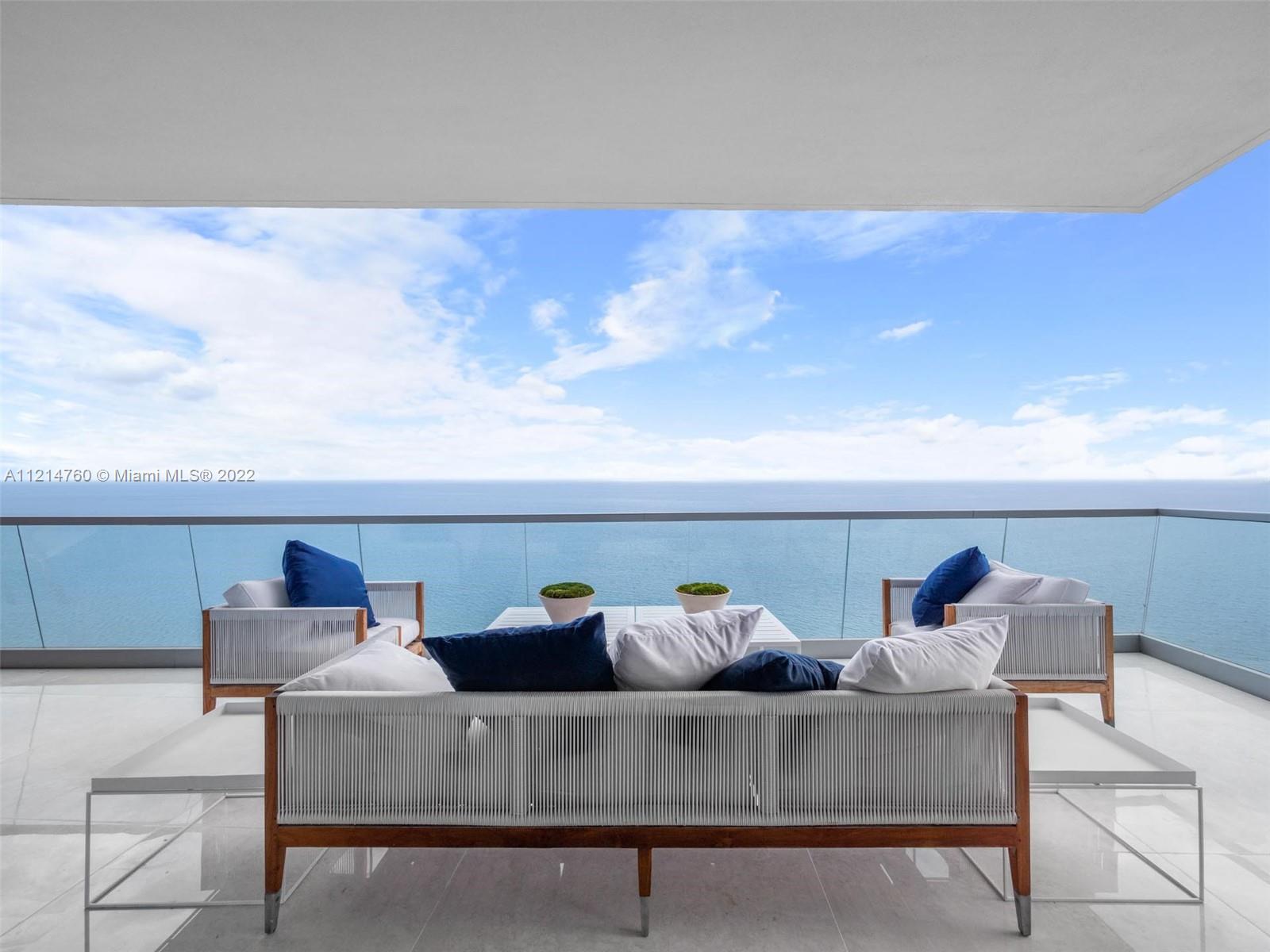 18501 Collins Ave #4304