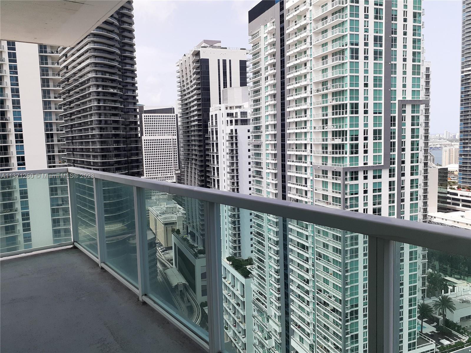 image Vue at Brickell2