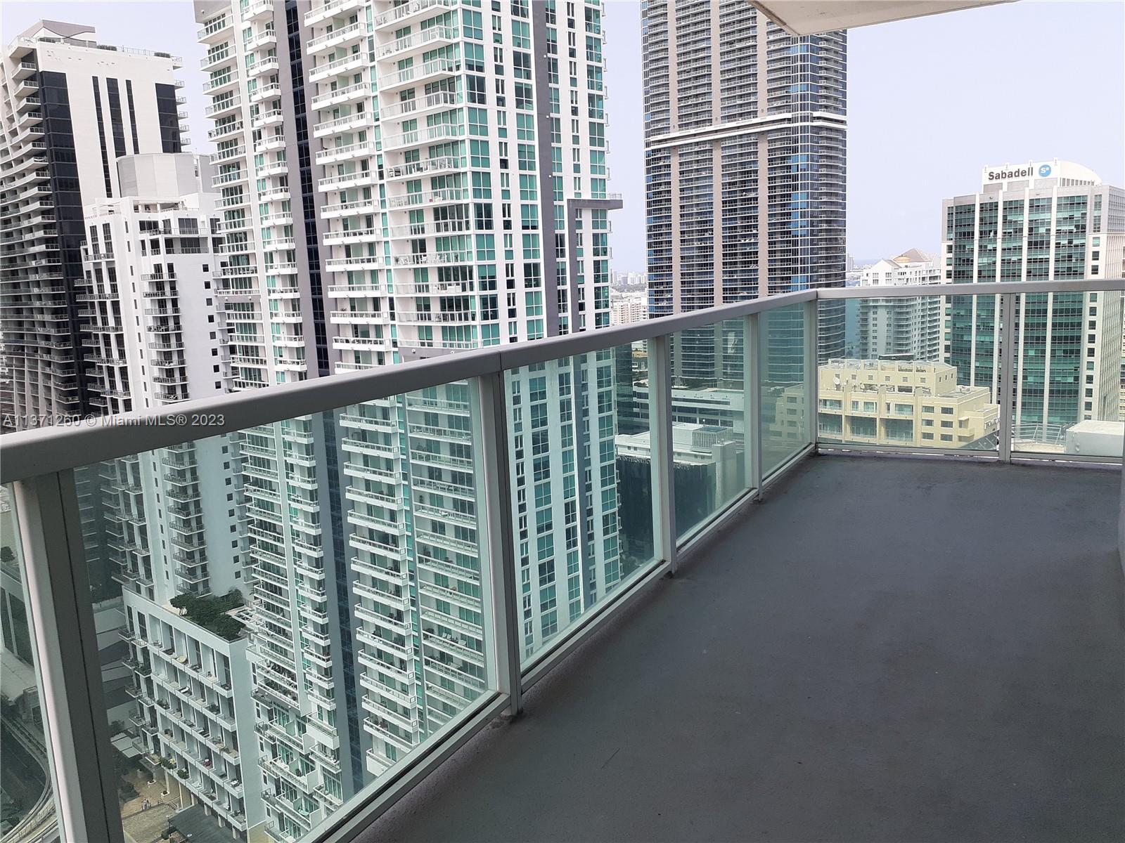 image Vue at Brickell3