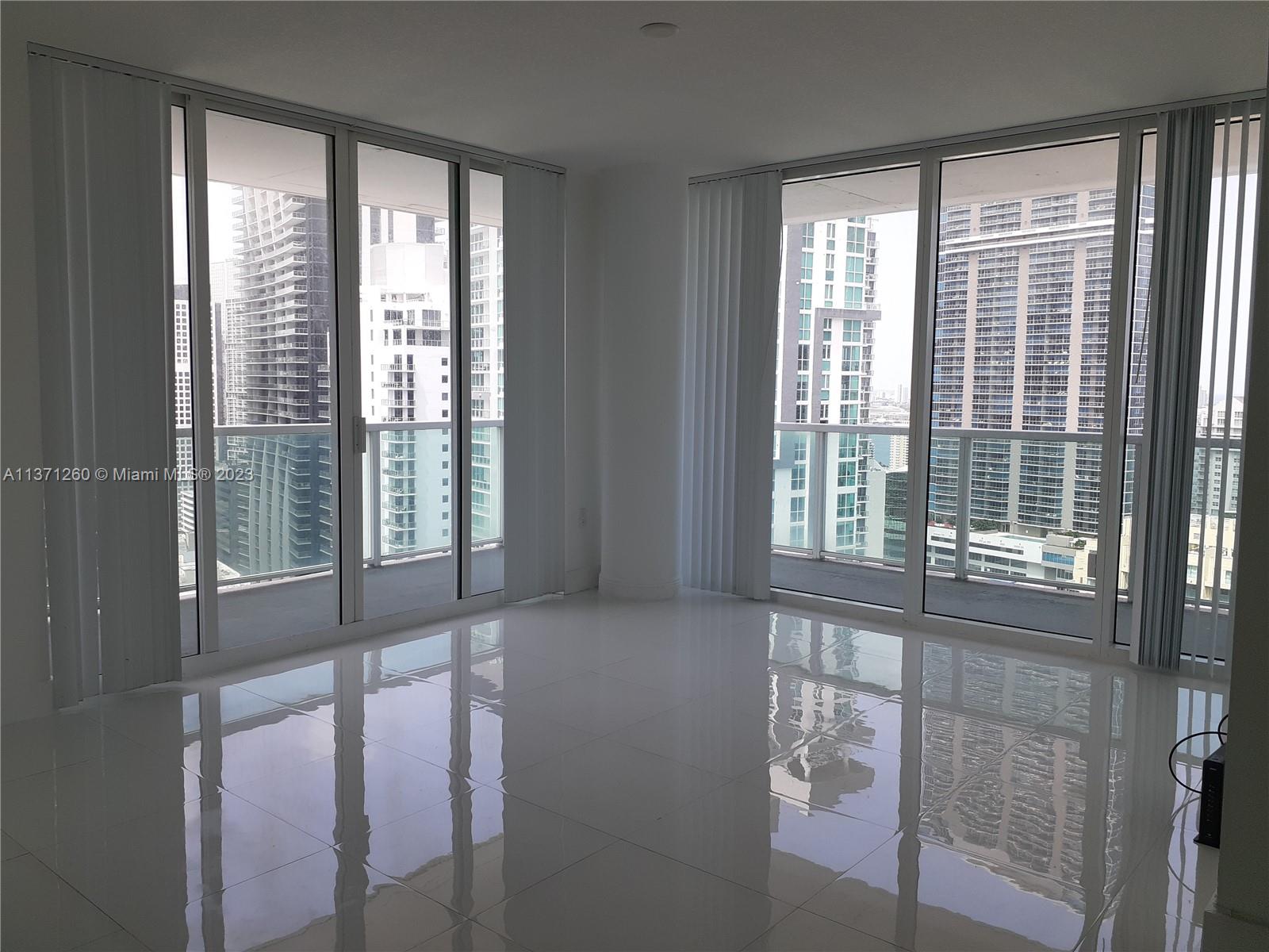 image Vue at Brickell6