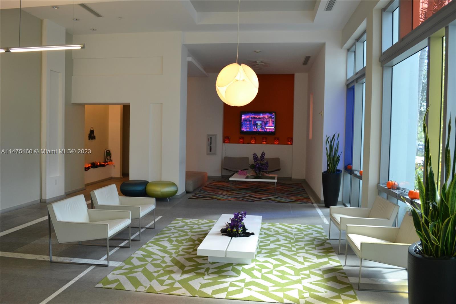 image Gallery Art Condos1