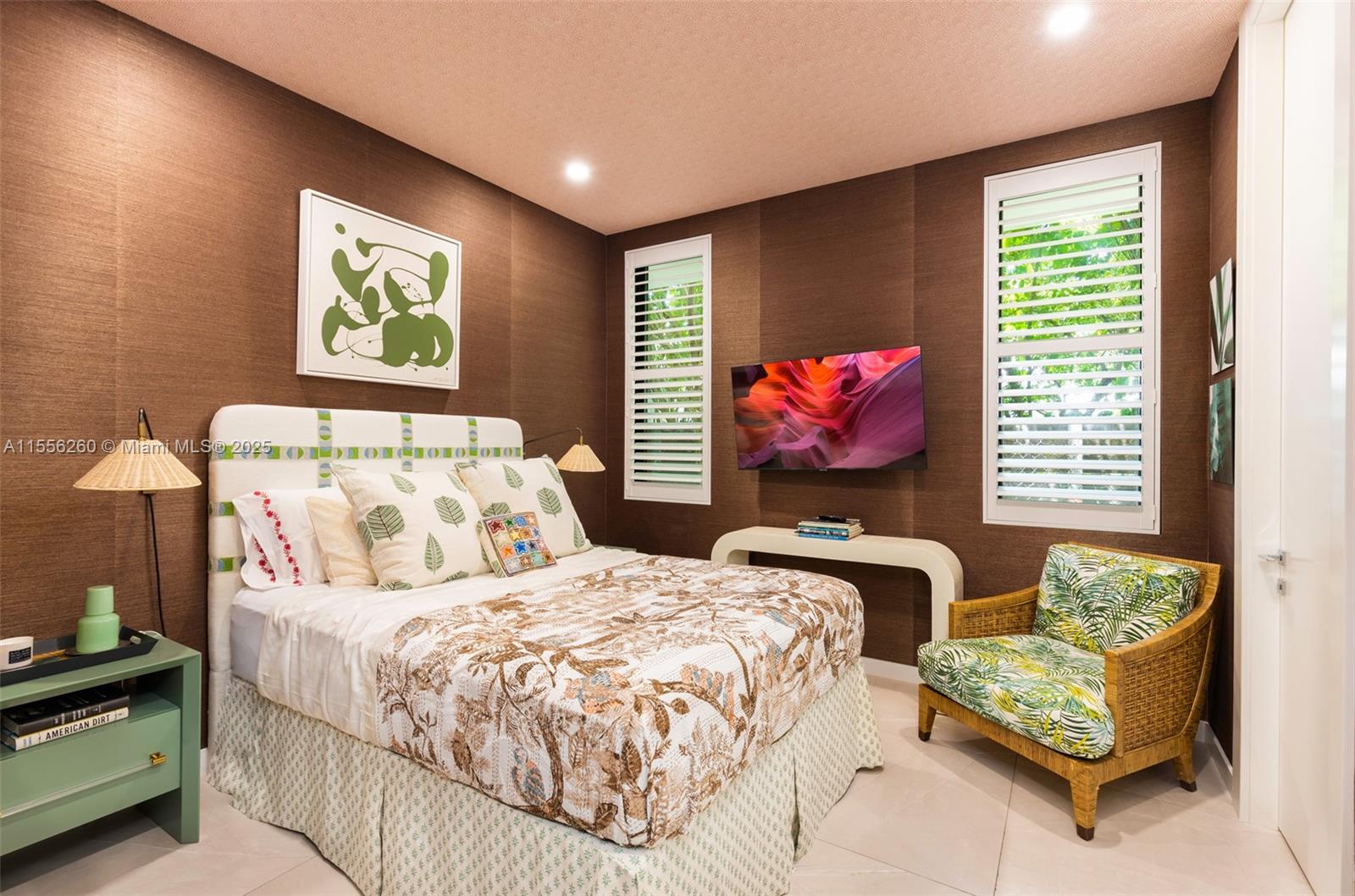 3470 Poinciana Ave Coconut Grove, FL 33133 3470 Poinciana Ave Coconut Grove, FL 33133