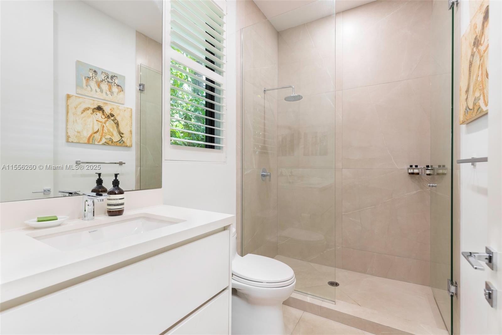 3470 Poinciana Ave Coconut Grove, FL 33133 3470 Poinciana Ave Coconut Grove, FL 33133