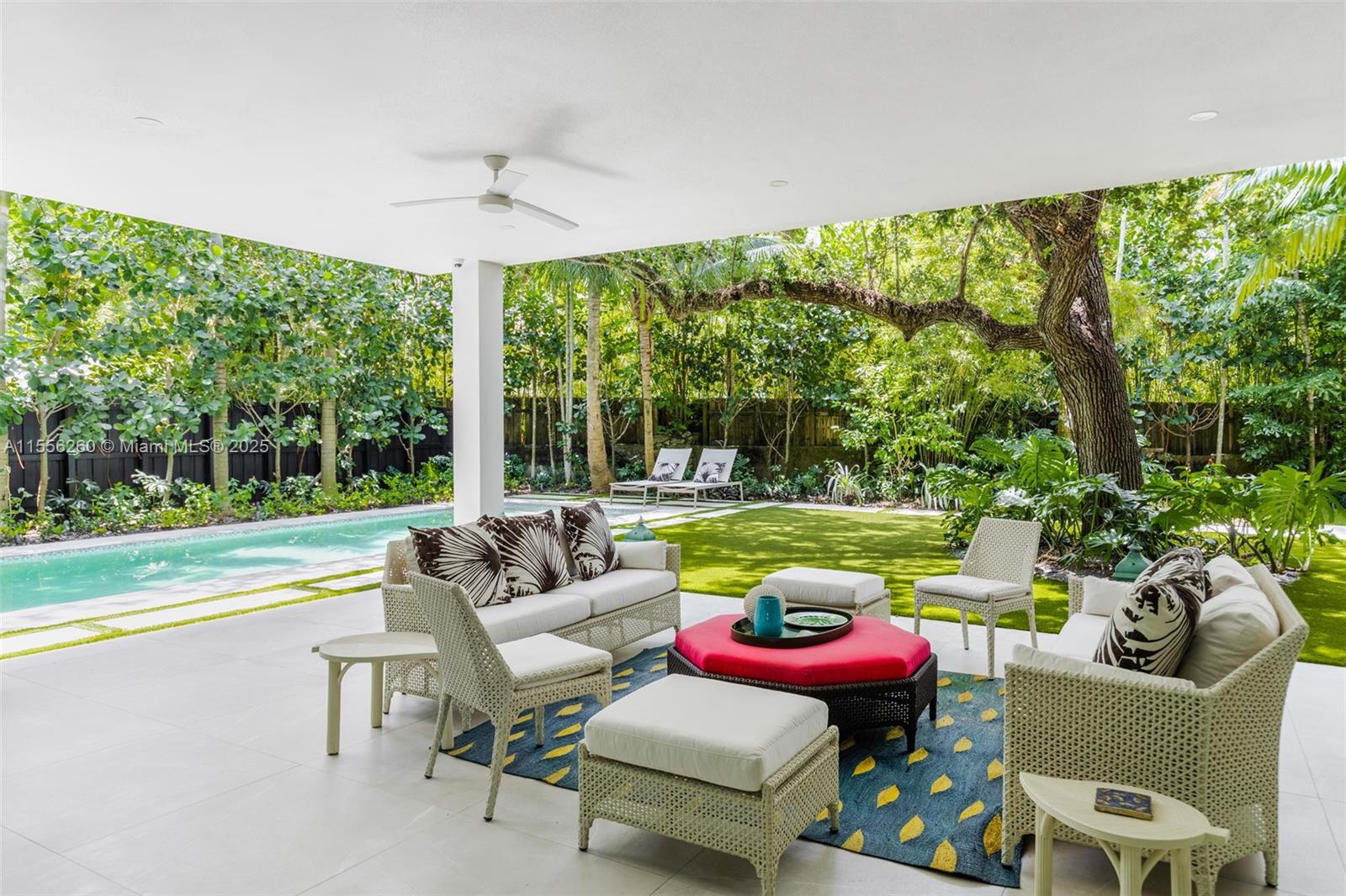 3470 Poinciana Ave Coconut Grove, FL 33133 3470 Poinciana Ave Coconut Grove, FL 33133
