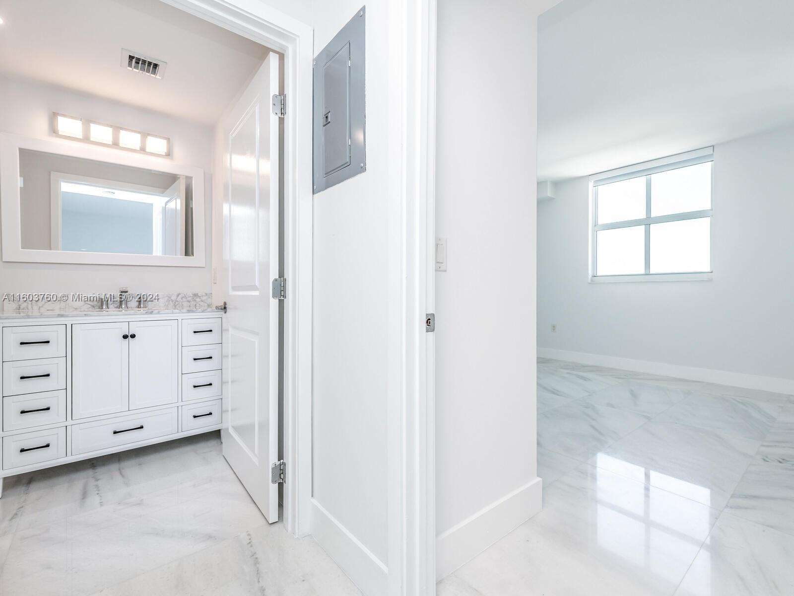 image Vue at Brickell17