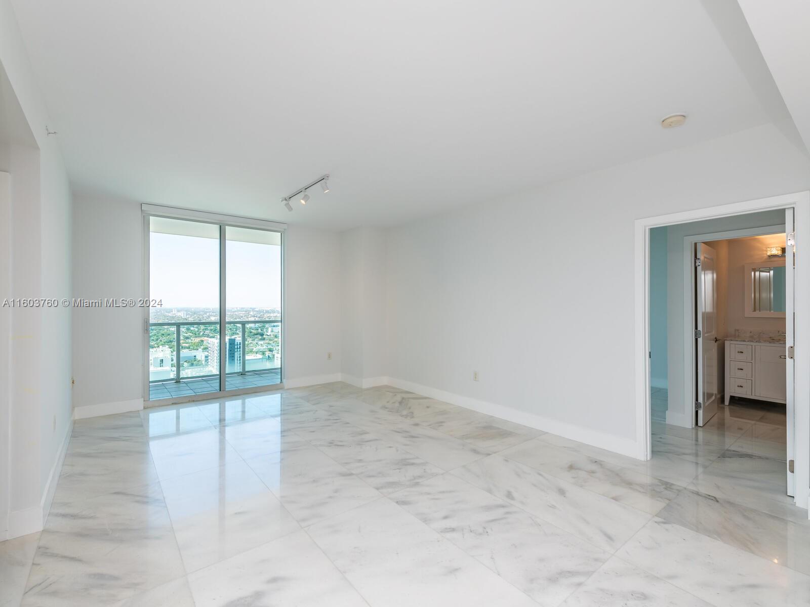 image Vue at Brickell5