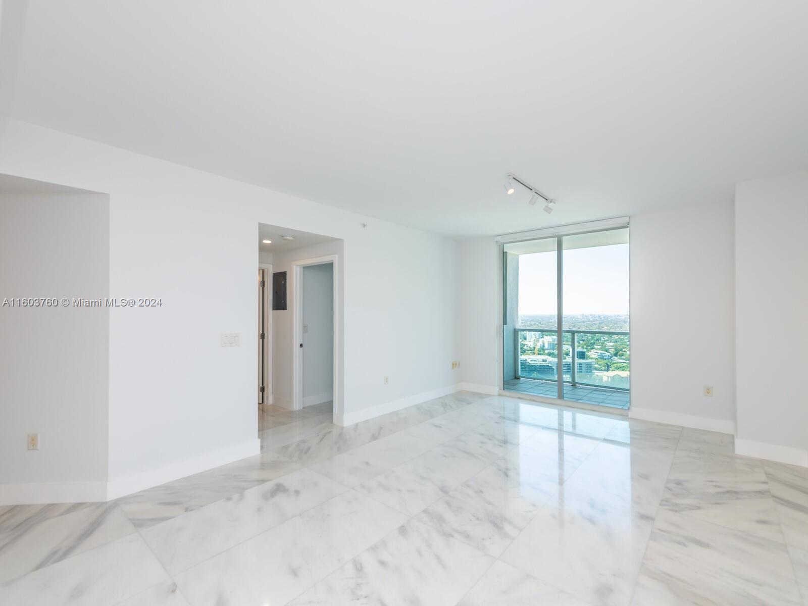 image Vue at Brickell6