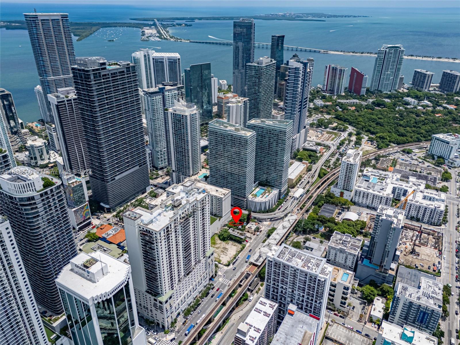 75 SW 11th St Miami, FL 33130 75 SW 11th St Miami, FL 33130