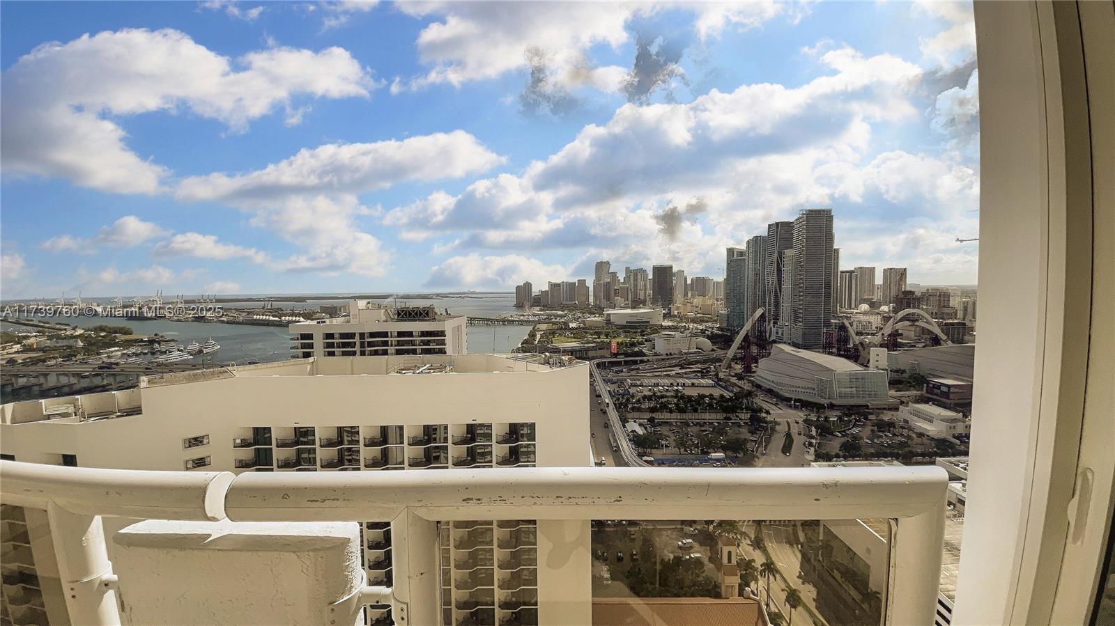 1717 N Bayshore Dr #B-4157 Miami, FL 33132