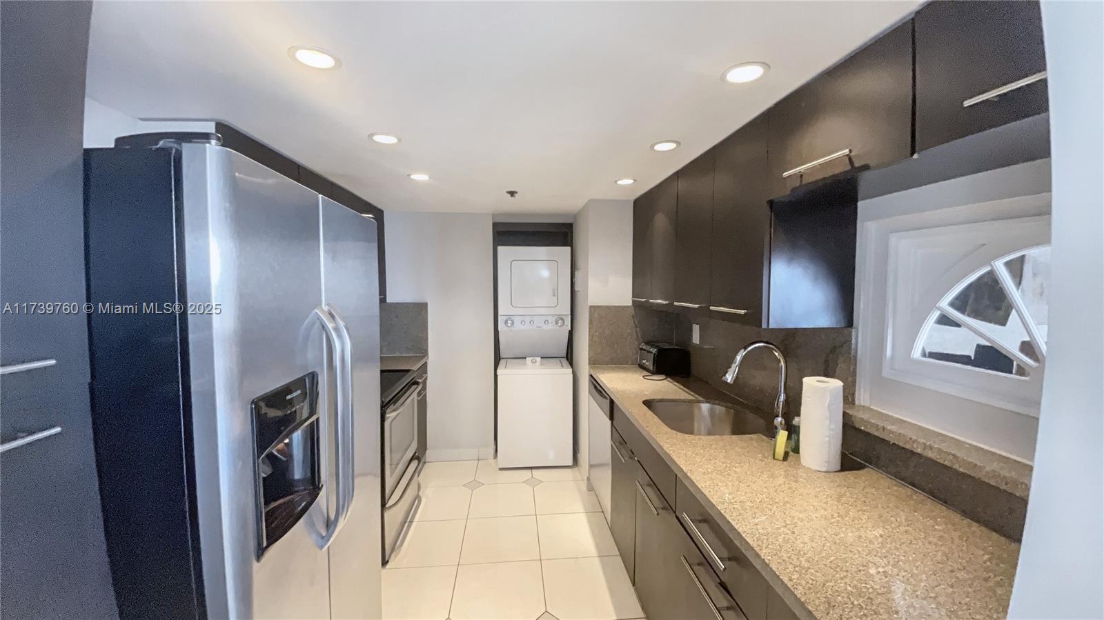 1717 N Bayshore Dr #B-4157 Miami, FL 33132