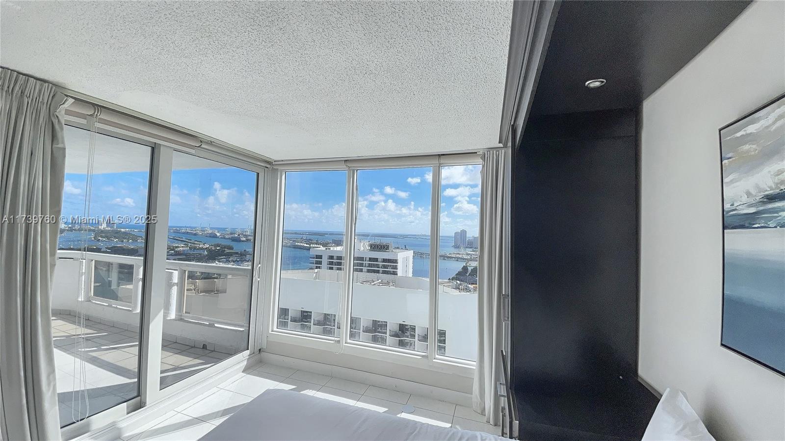 1717 N Bayshore Dr #B-4157 Miami, FL 33132