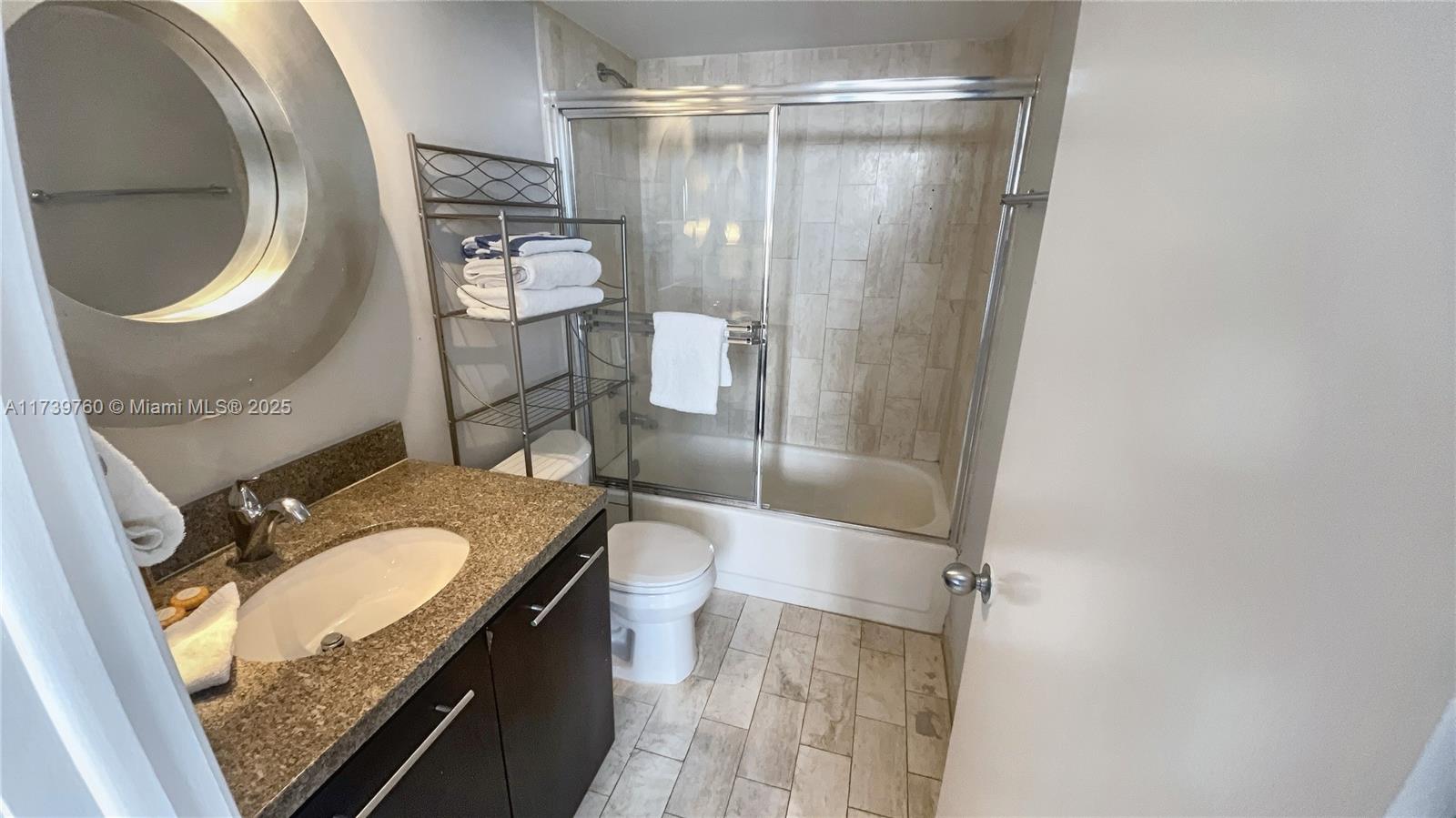 1717 N Bayshore Dr #B-4157 Miami, FL 33132