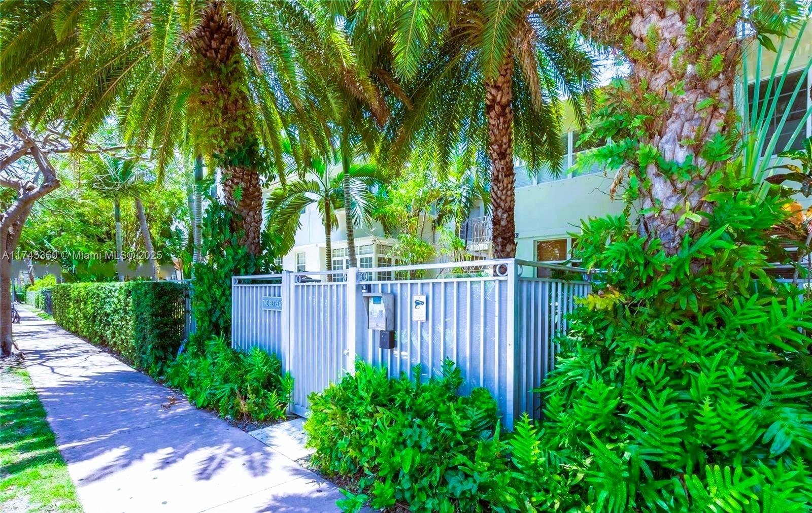 1340 Drexel Ave #301