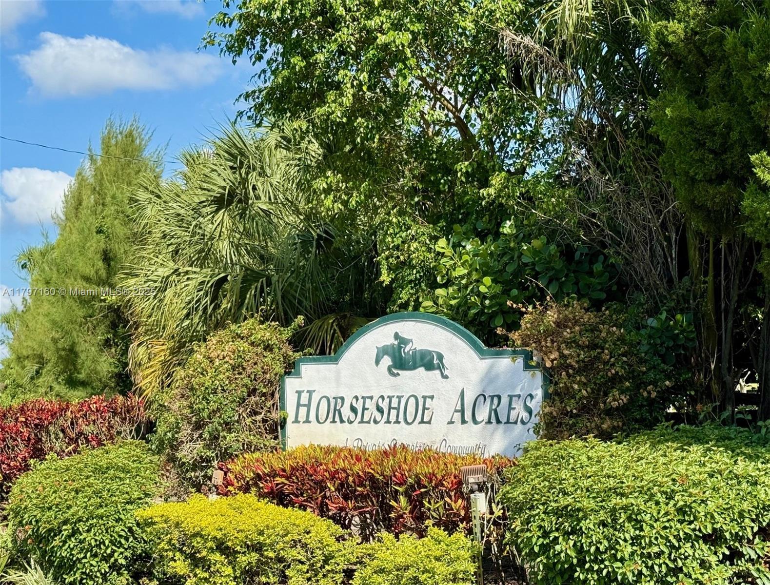 8700 Surrey Ln Boca Raton, FL 33496