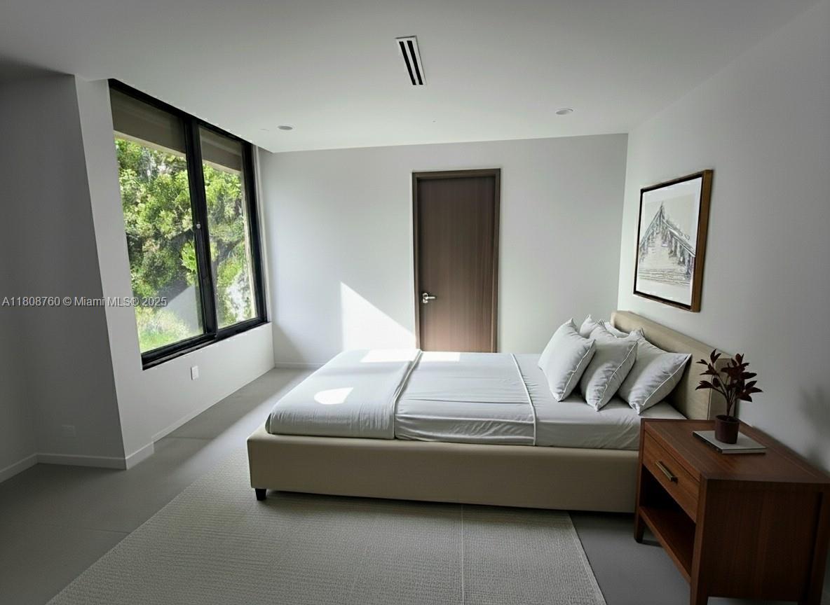 234 SW 22nd Rd Miami, FL 33129