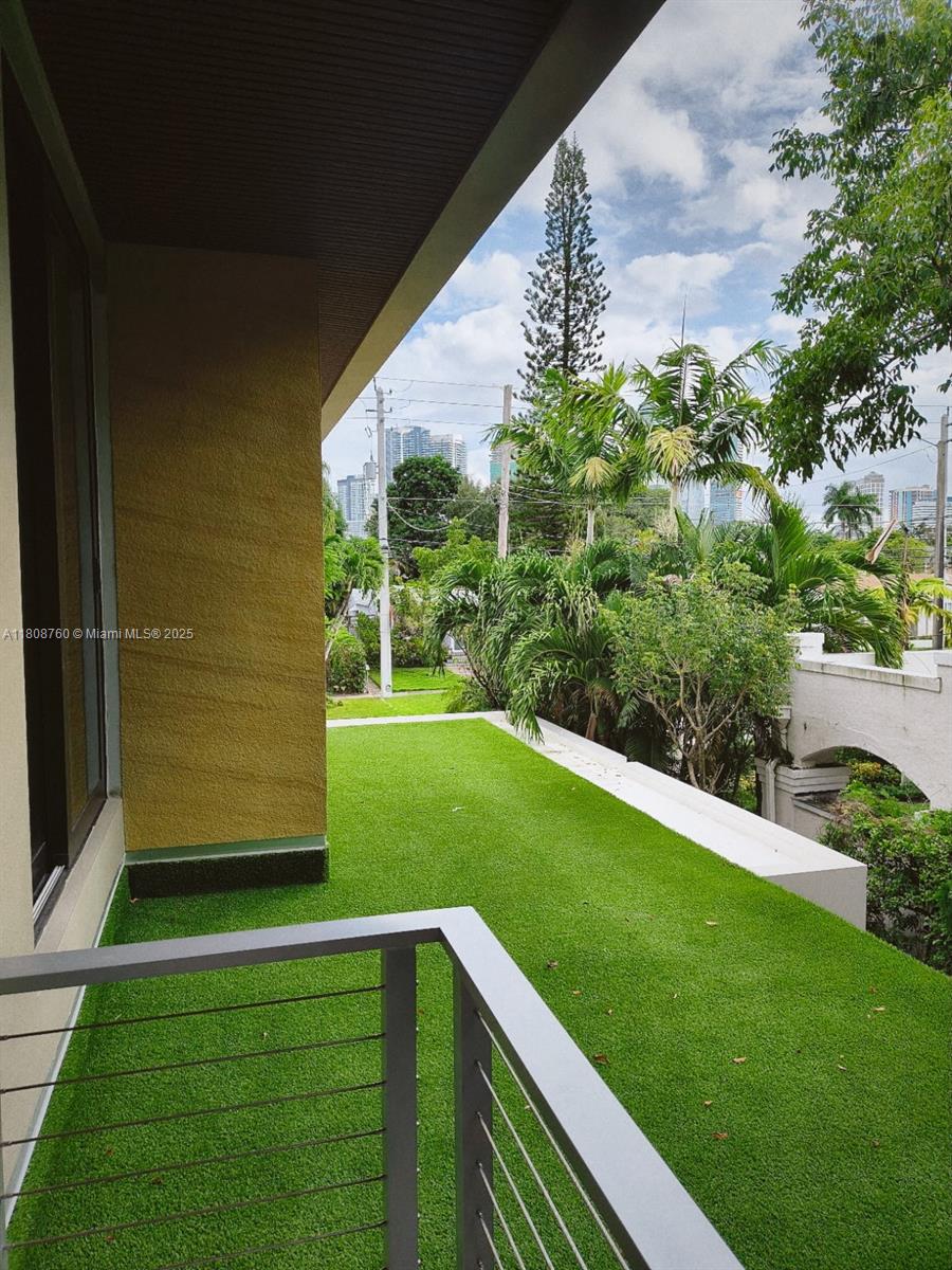 234 SW 22nd Rd Miami, FL 33129