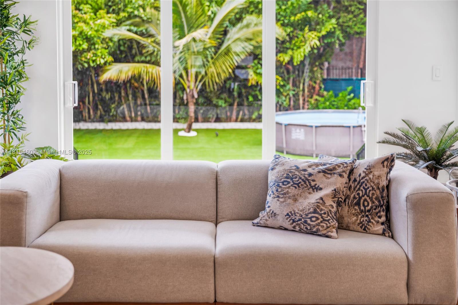 38 SW 25th Rd Miami, FL 33129