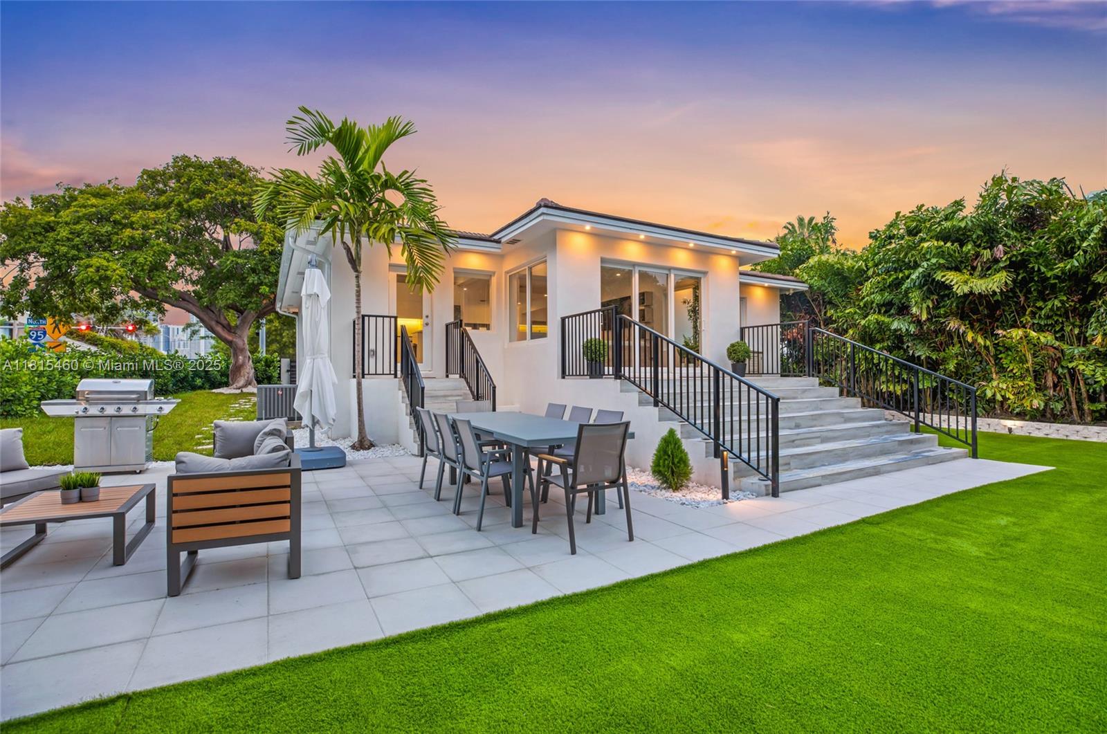 38 SW 25th Rd Miami, FL 33129