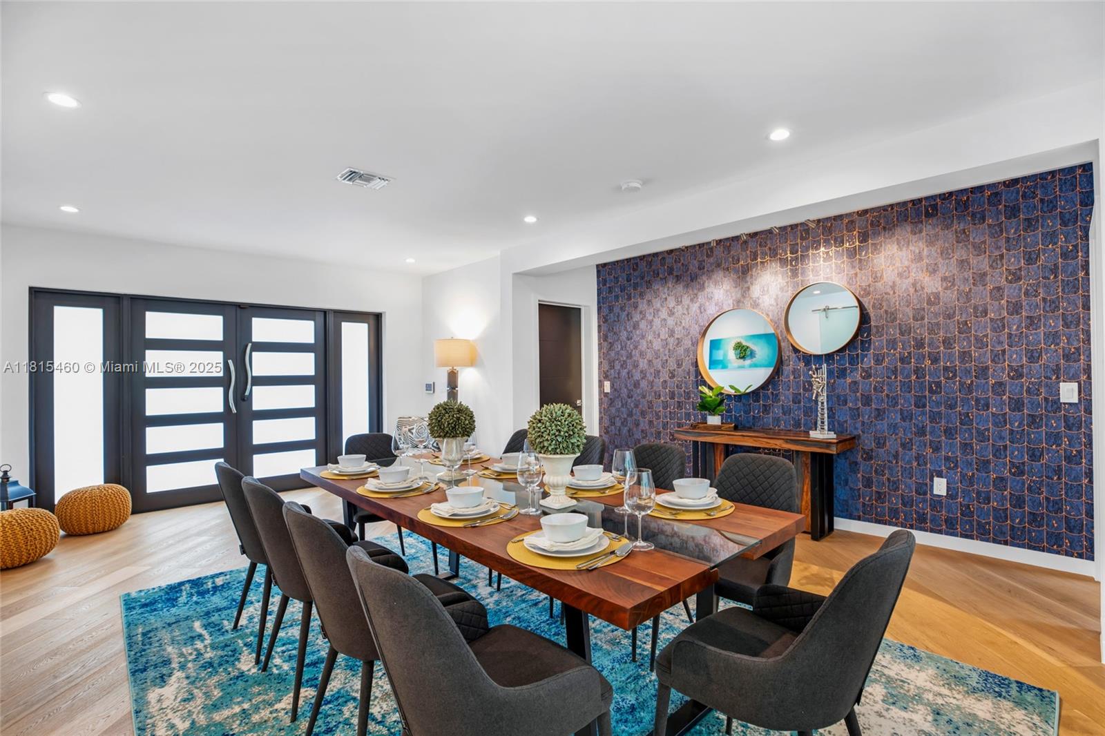 38 SW 25th Rd Miami, FL 33129