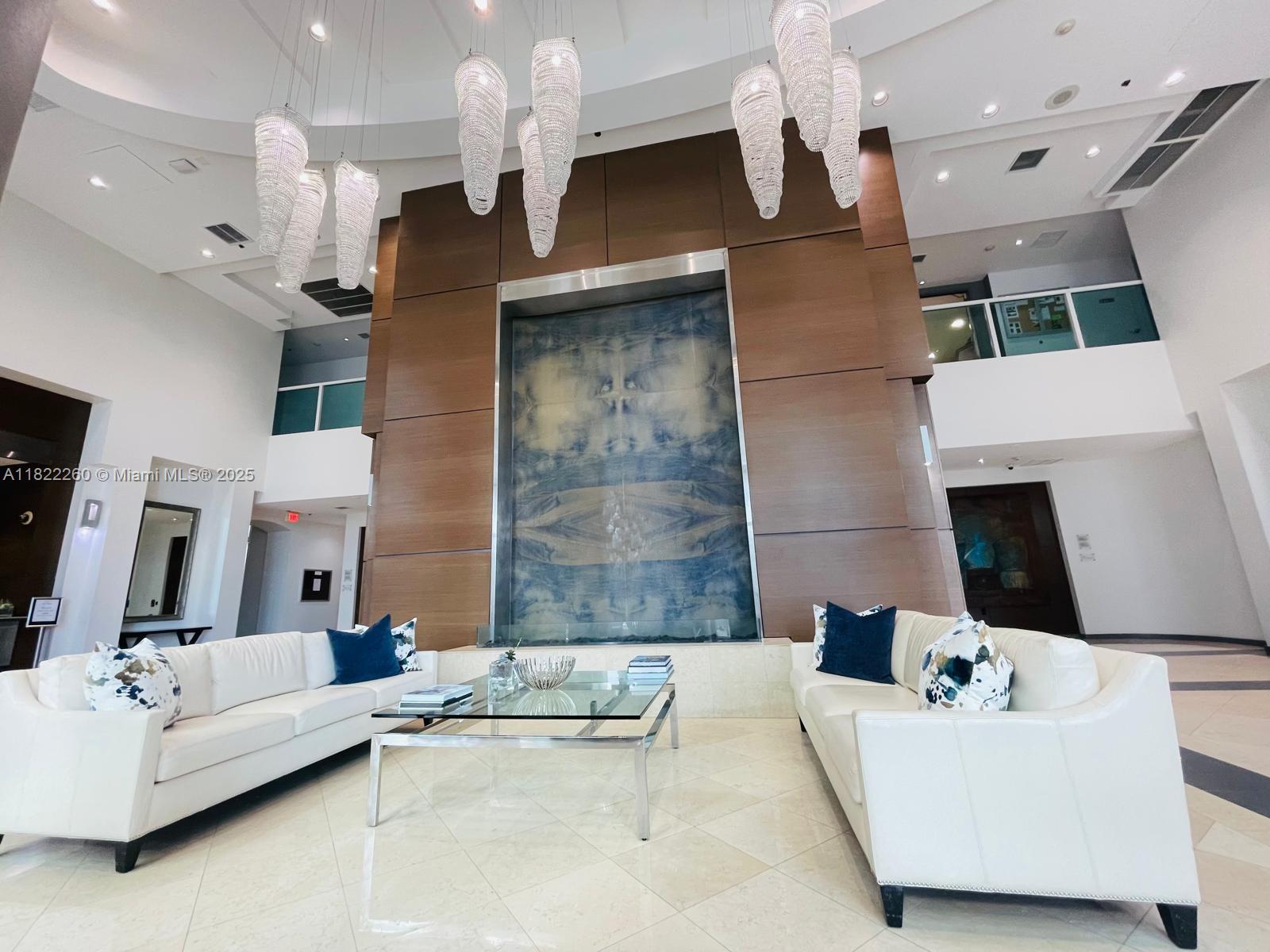 image The Mark On Brickell31