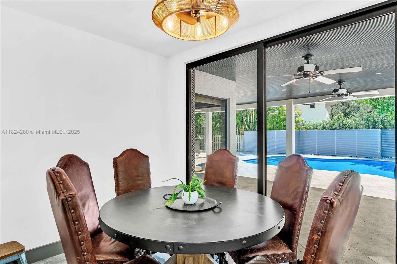 5811 SW 33rd Ter Hollywood, FL 33312