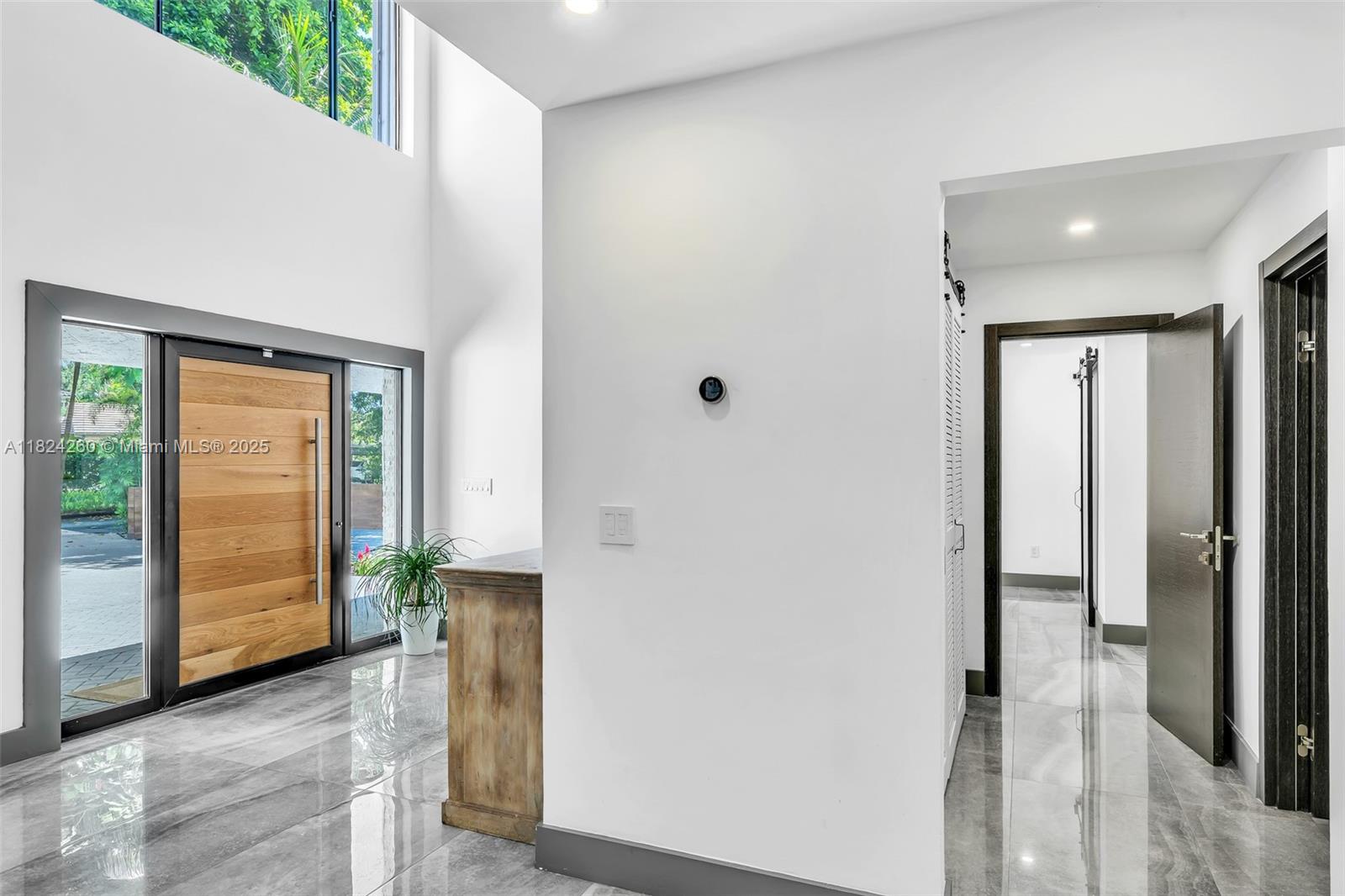 5811 SW 33rd Ter Hollywood, FL 33312