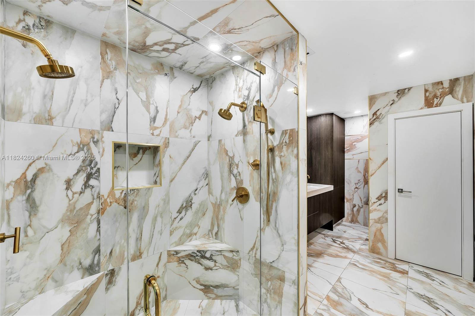 5811 SW 33rd Ter Hollywood, FL 33312