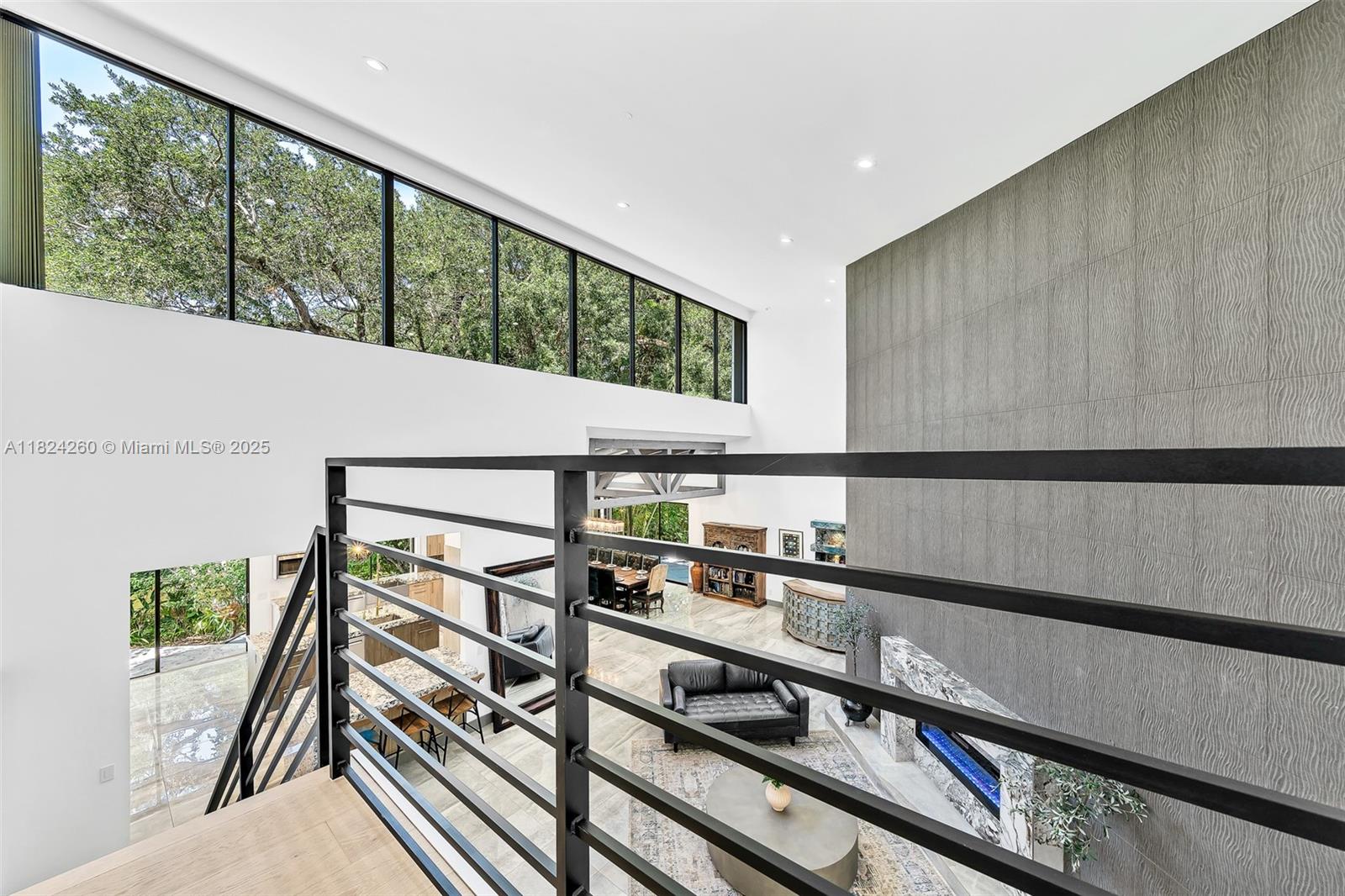 5811 SW 33rd Ter Hollywood, FL 33312