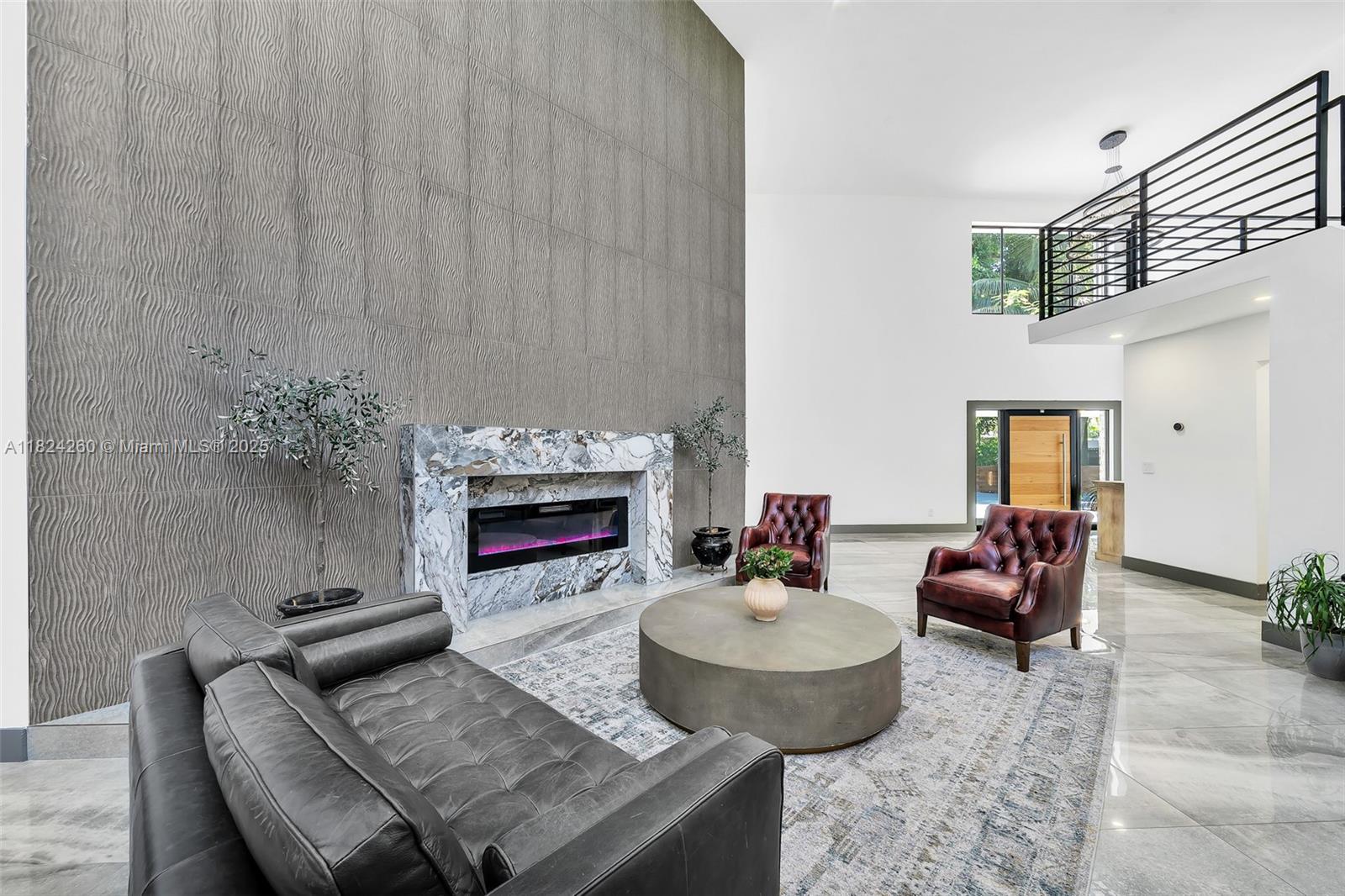 5811 SW 33rd Ter Hollywood, FL 33312